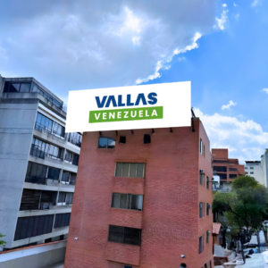 Valla publicitaria en Distrito Capital - Autopista Prados del Este, azotea Edif. Lara, sentido C.C.C.T. - Concresa, Baruta, Valla Horizontal de 12m x 3m